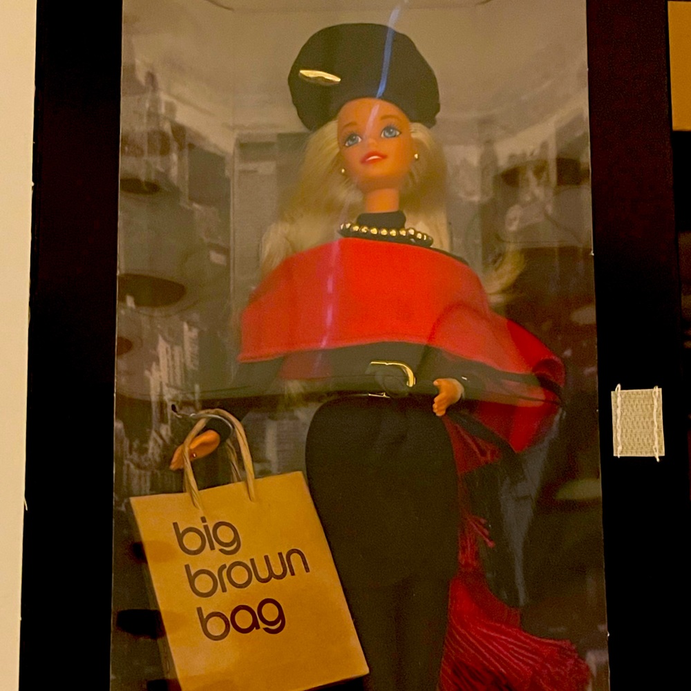 VTG SEALED 1995 BARBIE Donna Karen New York Bloomingdales